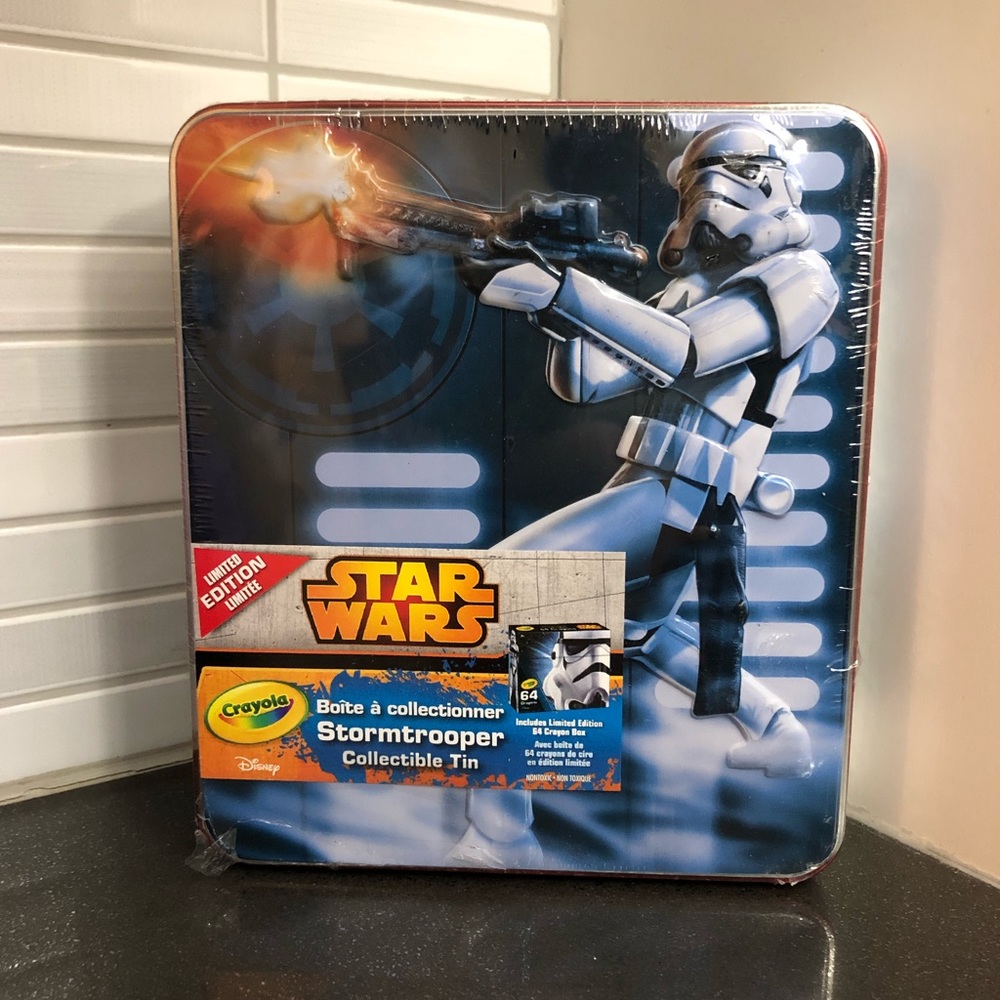 NWT 2015 Crayola / Disney Star Wars: Stormtrooper tin and crayon box